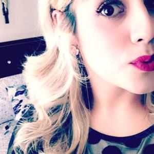 Meet your Posher, Isabel